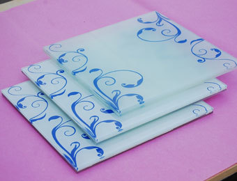 Color glazed tempered glass